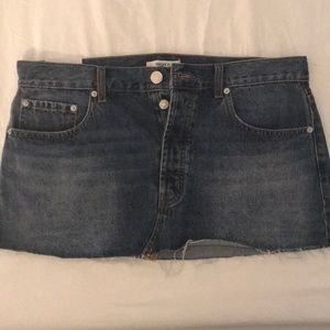 BRAND NEW FOREVER 21 Short Medium Denim Skirt